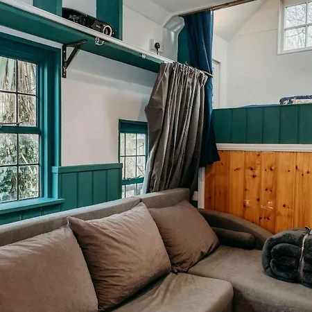 Heron's Perch- A Pond-side Retreat With Cinema Holiday home